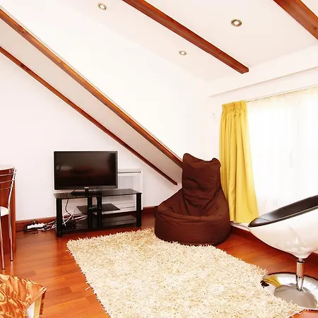 Kampanel Oda ve Kahvaltı