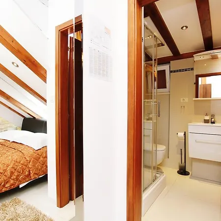 Couette-café Kampanel Trogir