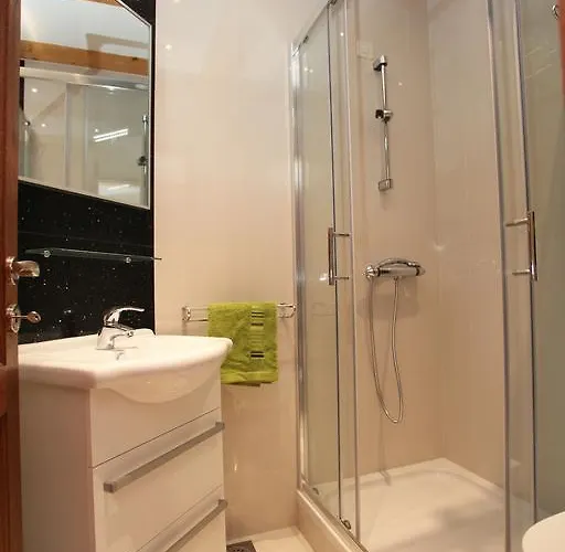 住宿加早餐酒店 Kampanel