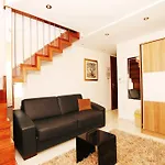Kampanel 4* Τρογκίρ