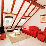 Kampanel Bed and Breakfast 4*