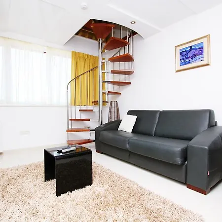 Kampanel Bed & Breakfast