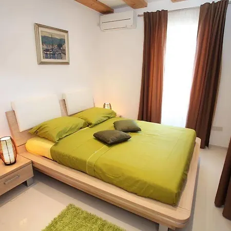 Nocleg ze śniadaniem Kampanel Trogir