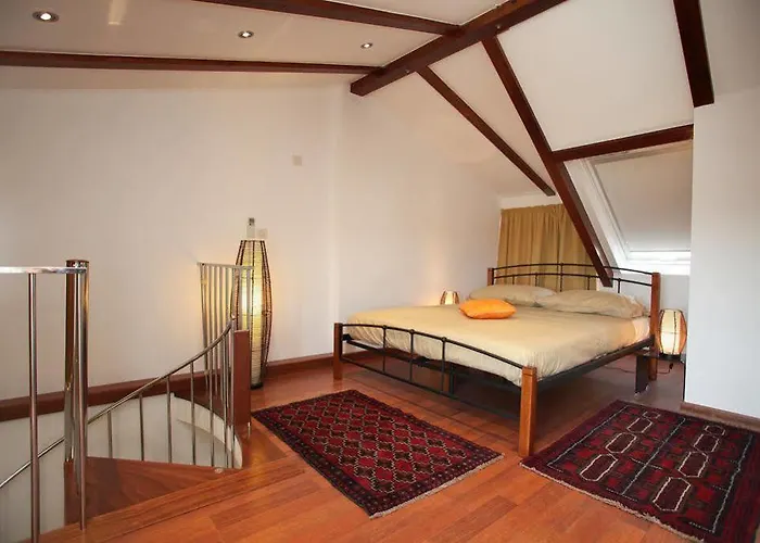 Kampanel Bed & Breakfast