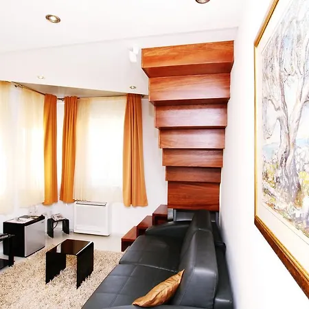 Kampanel Bed & Breakfast 4*