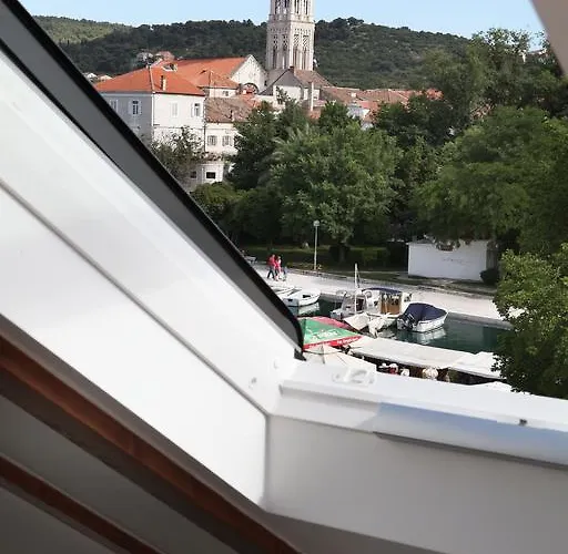 فندق مبيت وإفطار Kampanel 4*